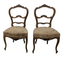 Paire de chaises ajourées de