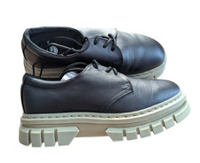 Dr. Martens Rikard 3I