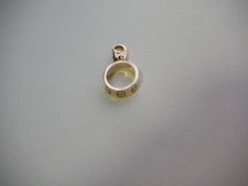 Pendentif breloque motif vis