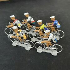 Lot de 6 cyclistes miniatures
