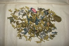 AIRFIX 1/72 LOT DE 150 SOLDATS 2 MITRAILLEUSES