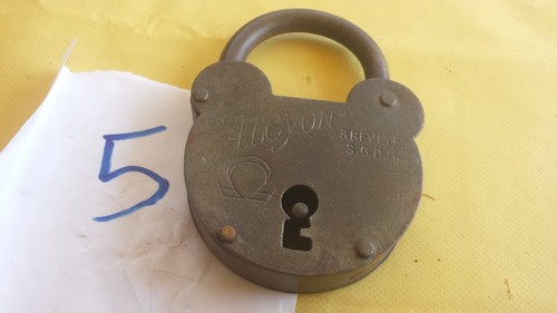 Ancien cadenas alcyon à - 5/,