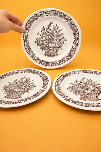 Lot assiettes vintage - de,