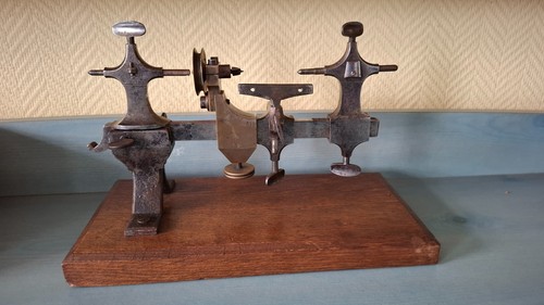 Ancien tour horloger - ancien,