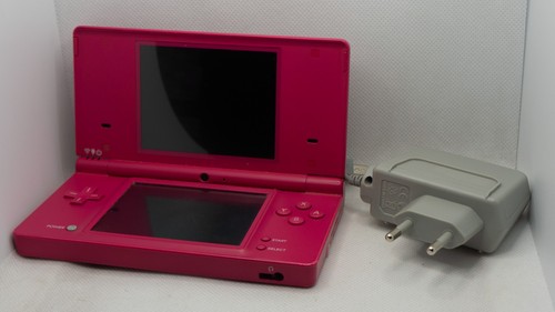 Nintendo dsi rose avec - rose,