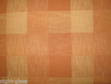 1 ROULEAU DE PAPIER PEINT