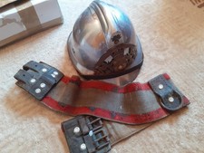 Ancien CASQUE POMPIER et CEINTURON de Pont-Authou NORMANDIE Dpt 27 EURE