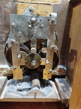 Pendule Musicale XIX  FONCTIONNE. ( Vendue pour Mécanisme)