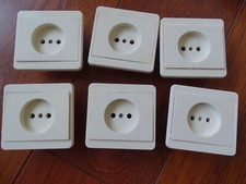 LEGRAND 6 anciennes prises sans terre Chambord palace ivoire