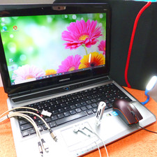 XL SET Medion ERAZER X6811 15 pouces FULLHD l Windows 10 SSD l 20 Go RAM NEUF...