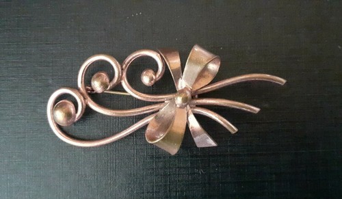 Grande broche ancienne