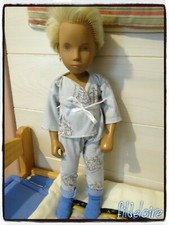 vêtement compatible poupée