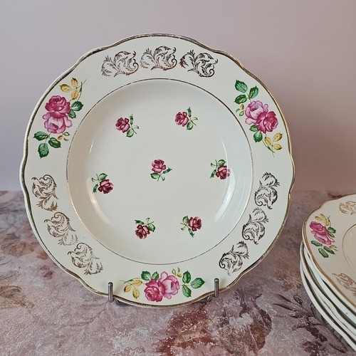 Assiettes creuses décor - creuses,