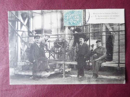 Carte postale martyrs la - carte,