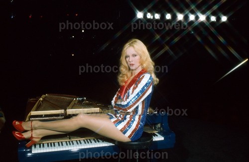 Sylvie vartan exclusive - -,