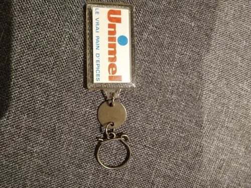 Porte clé années 1960 - porte,