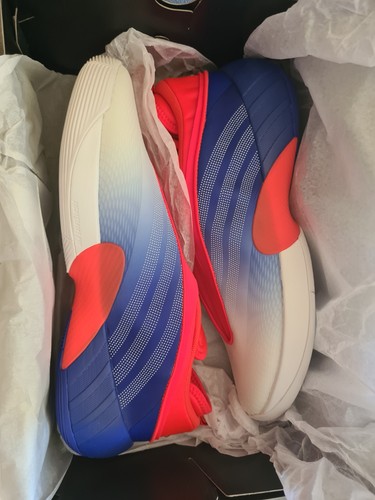 Adidas issue 7 - adidas, donovan