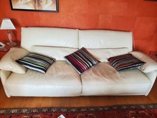 Salon cuir - canapé 3 places + 2 grands poufs (Roche Bobois)