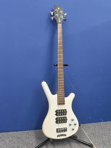 Guitare basse électrique