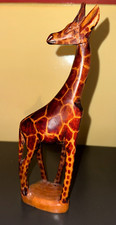 GIRAFE EN BOIS VERNI - hauteur