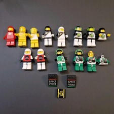 LOT LEGO SPACE FIGURINE CLASSICS BLACKTRON MTRON ROUGE NOIR BLANC VINTAGE