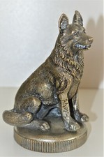 BELLE MASCOTTE CHIEN BRONZE ARGENTE signée FADY BOUCHON RADIATEUR MASCOT CAR 