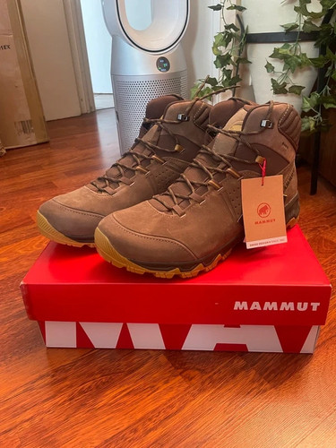 Neuf chaussures randonnée - [neuf],