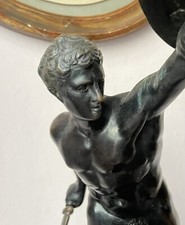 Sculpture bronze, Gladiateur Borghèse, socle en marbre