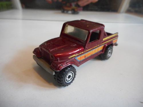 Hotwheels jeep scrambler - scrambler, en
