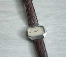 montre yema octogonale femme à quartz