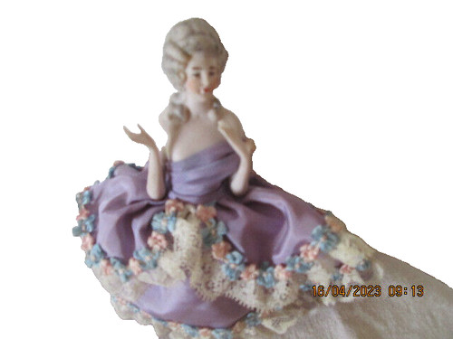 Demi figurine marquise tee - demi,