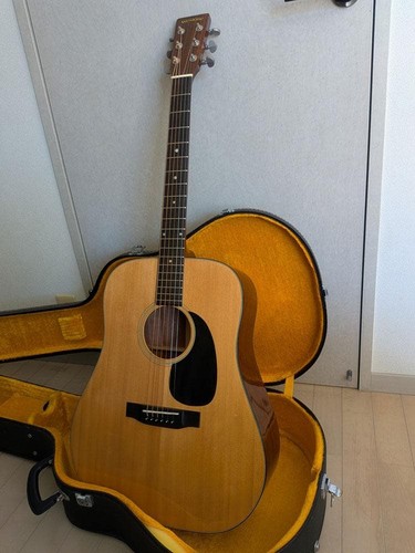 Westone acoustic guitar - w-50,