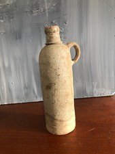 ANCIENNE BOUTEILLE EN TERRE