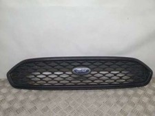 J7BB7081D grille gauche capot