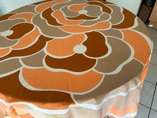 Belle nappe ronde vintage (années 70) Diamètre 175 cm