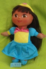 peluche n°R945 : poupée DORA