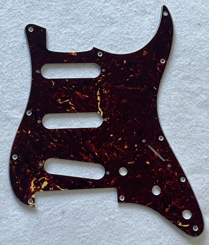 Fits fender player - fits,