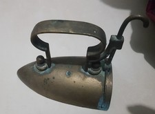 Fer A Repasser Ancien En Cuivre