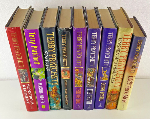 Discworld terry pratchett - pratchett,