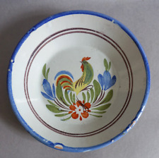 Petite assiette calotte en faïence de l'Est à décor d'un coq ( 19,8cm)
