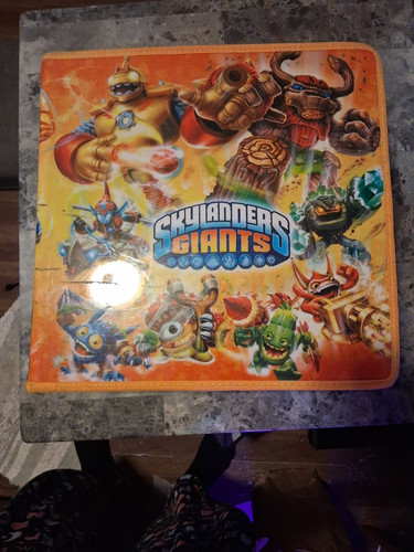 Skylanders carrying case 14 - carrying, w/14