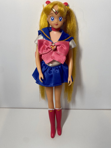 Sailor moon doll poupée