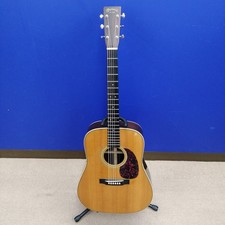 Guitare acoustique MARTIN