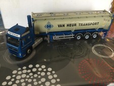 WSI 1/50 van heur volvo fh globe 4x2 lag bulk container