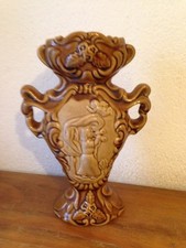 superbe vase decor PORCELAINE ET ANGES BARBOTINE FAIART