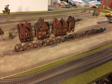 KLEINBAHN, PIKO, etc., LOT MILITAIRE D'AMBULANCES ET DE WAGONS ARMÉS, ÉCHELLE HO