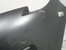 enjoliveur pare-choc avant