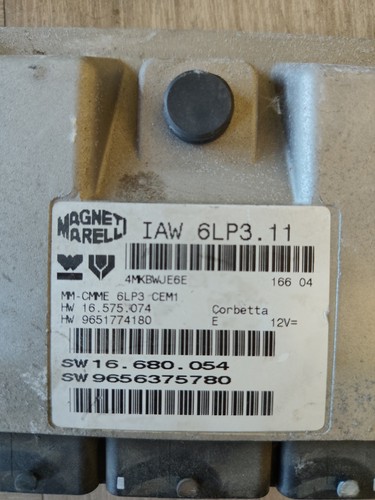 Calculateur moteur ecu peugeot - calculateur,