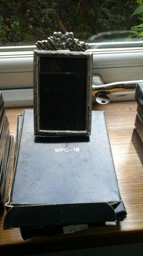 Ancien petit cadre table - ,