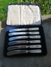 6 anciens couteaux à beurre